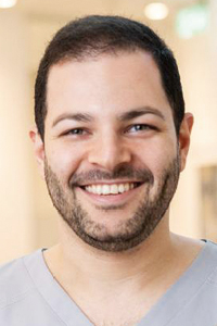 Dr. Philipp Tavrovski