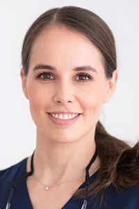 Dr. Lucie Reiss